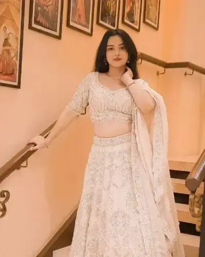 Escort Ponnani